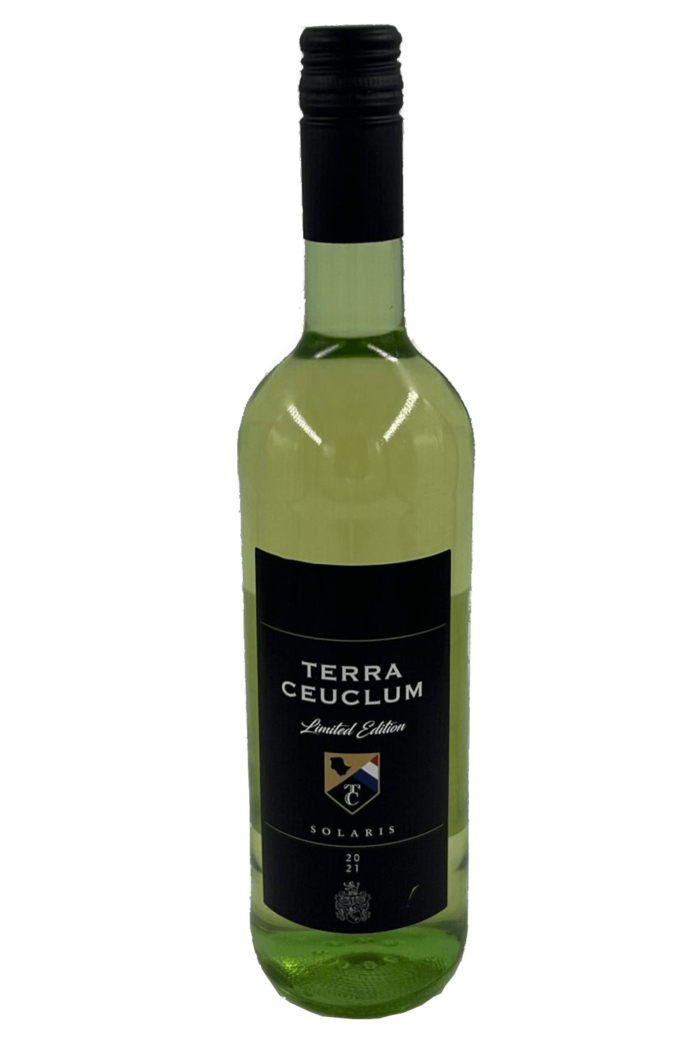 Koop uw Terra Ceuclum Solaris 2021 Nederlandse witte wijn uit de wijngaard van Van der Valk in Cuijk online bij Valk Wines.